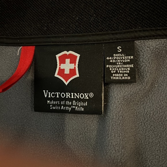 Victorinox zip up jacket - Picture 6 of 6